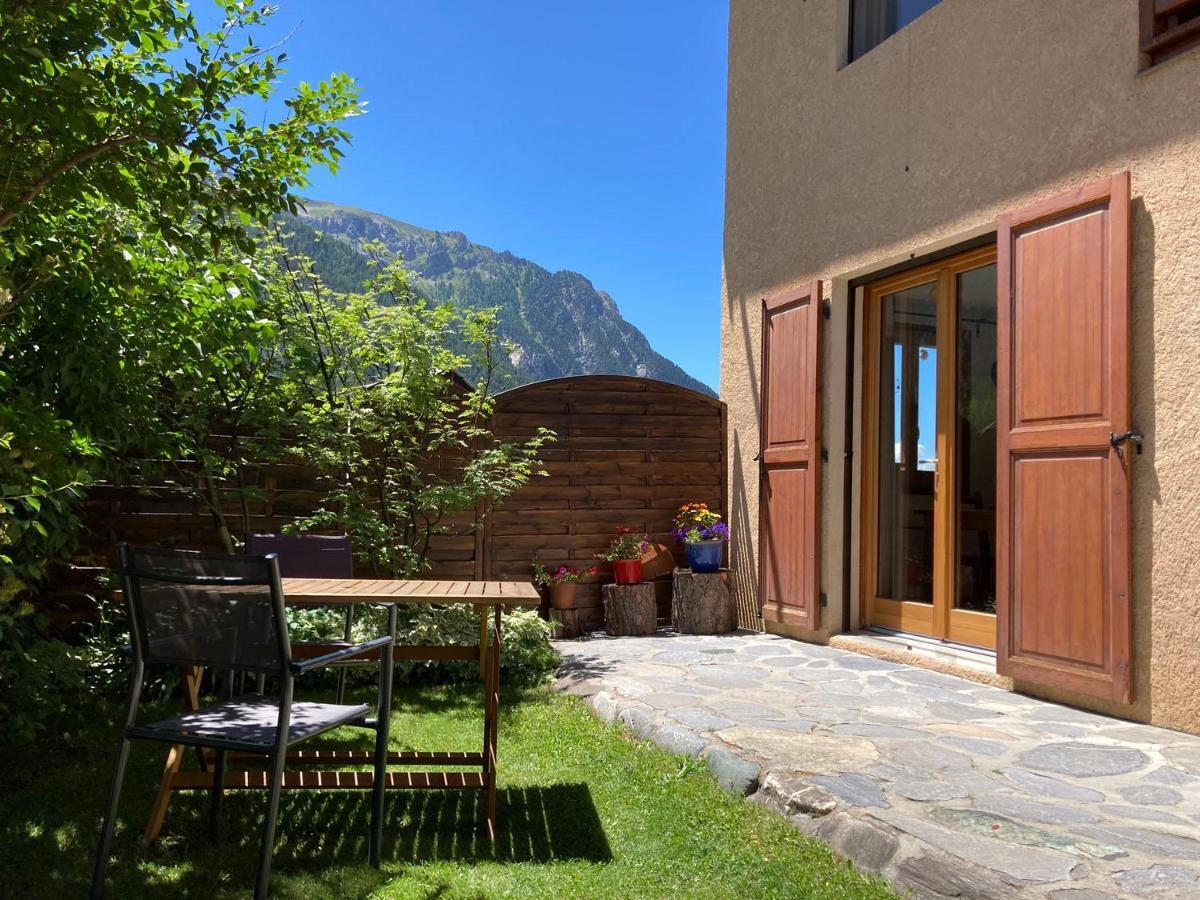 La Saume Apartamento Ceillac Exterior foto